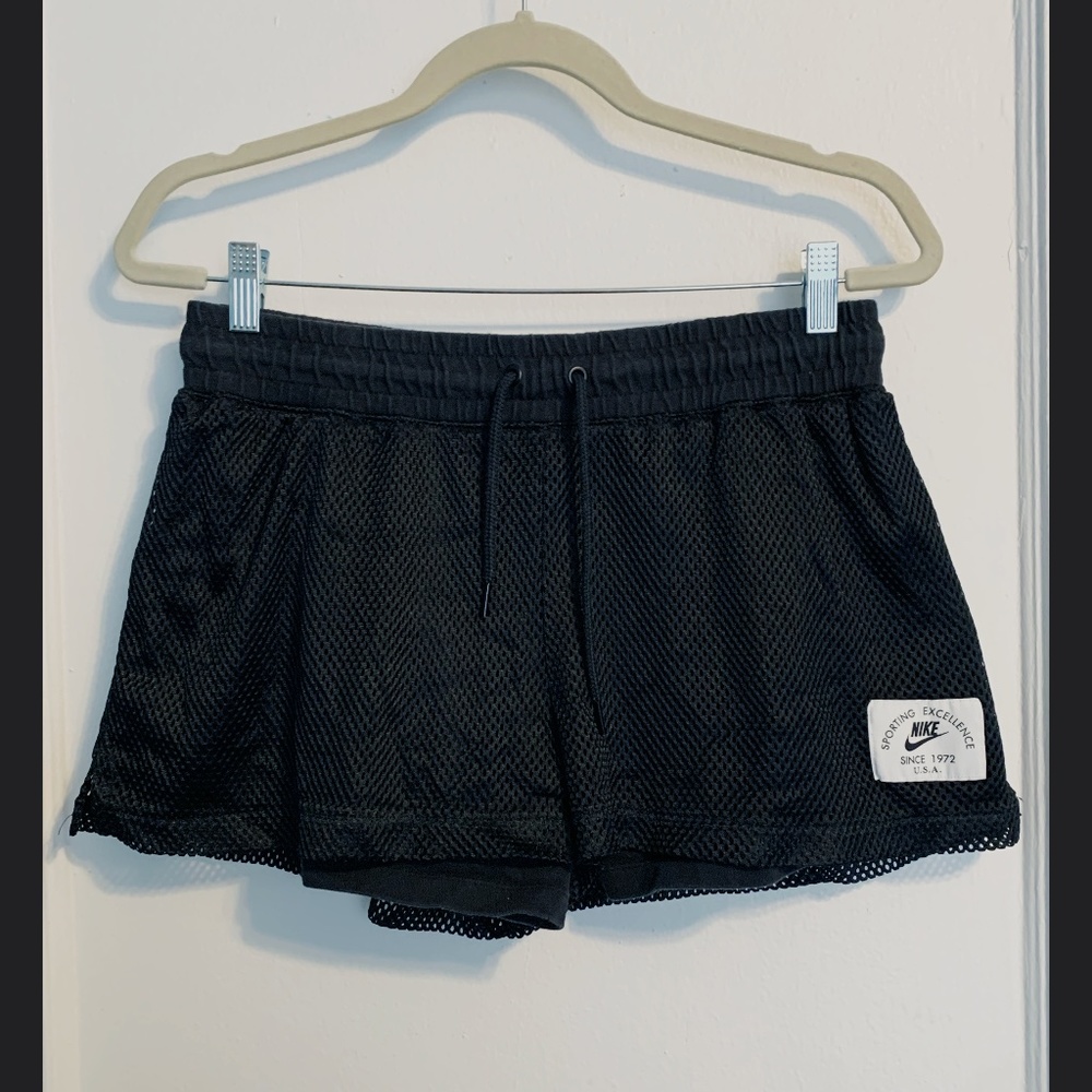 Black Shorts | Size M